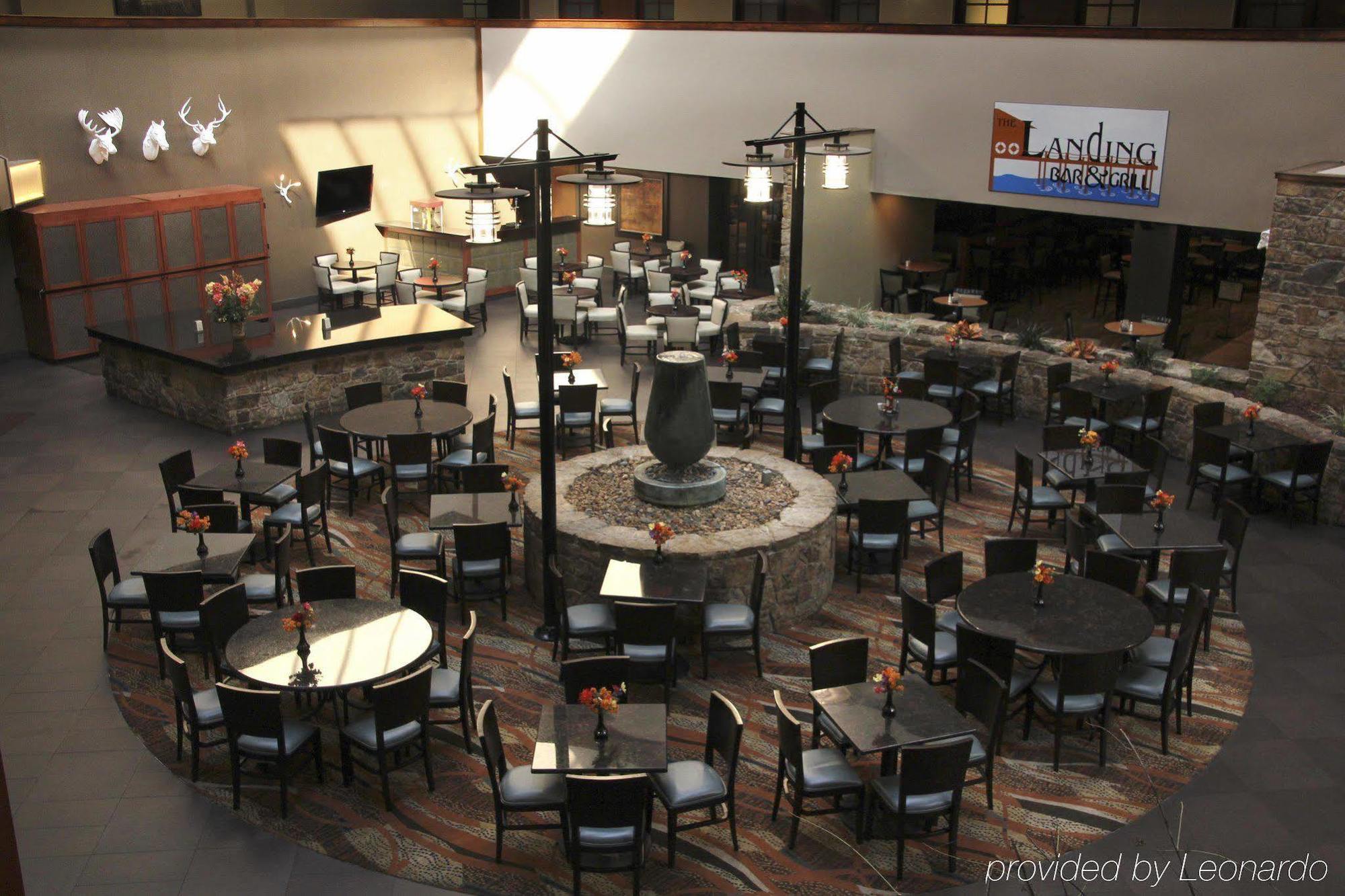 Embassy Suites By Hilton Oklahoma City Will Rogers Airport Buitenkant foto